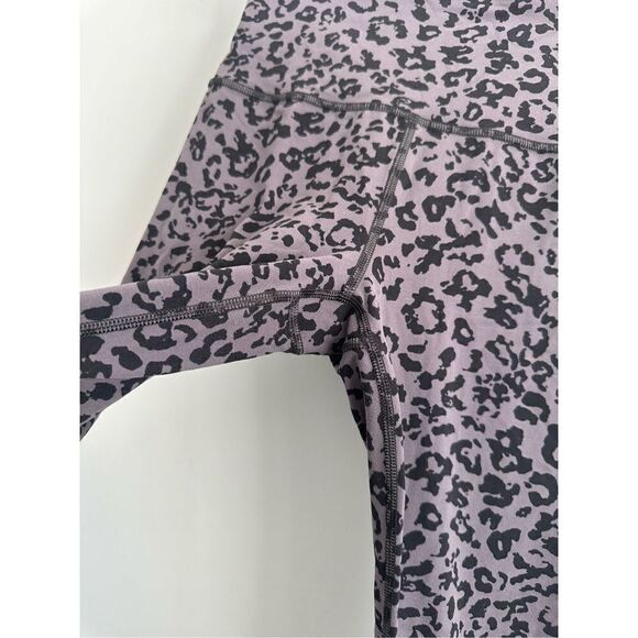 Athleta Leopard Elation Ultra High Rise Tight Leggings 7/8 Ankle Gray/Black XS - Picture 7 of 9